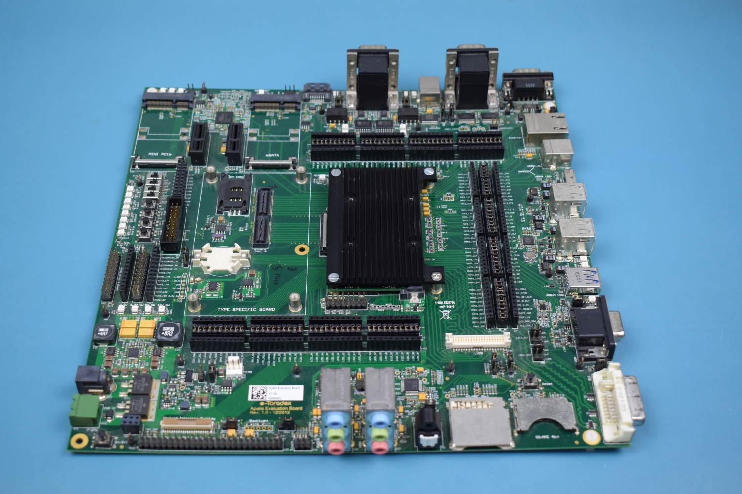 Apalis Heatsink attached to the Apalis Evaluation Board
